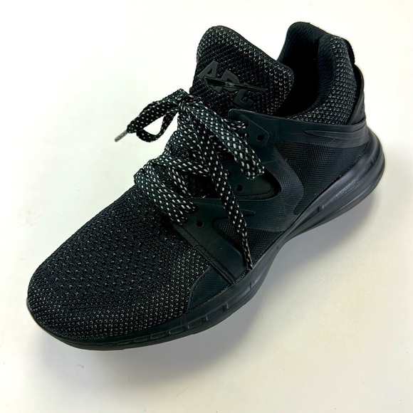 Lululemon Womens TechLoom Ascend Shoe Reflective
Black on Black Womens Size 7 - Picture 1 of 13